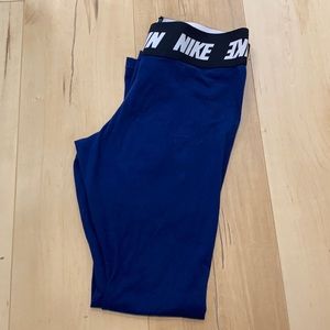 Nike medium leggings